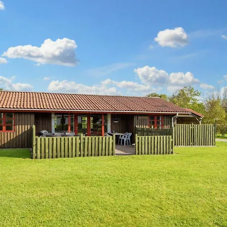 Holiday home 5 Person In Tarm